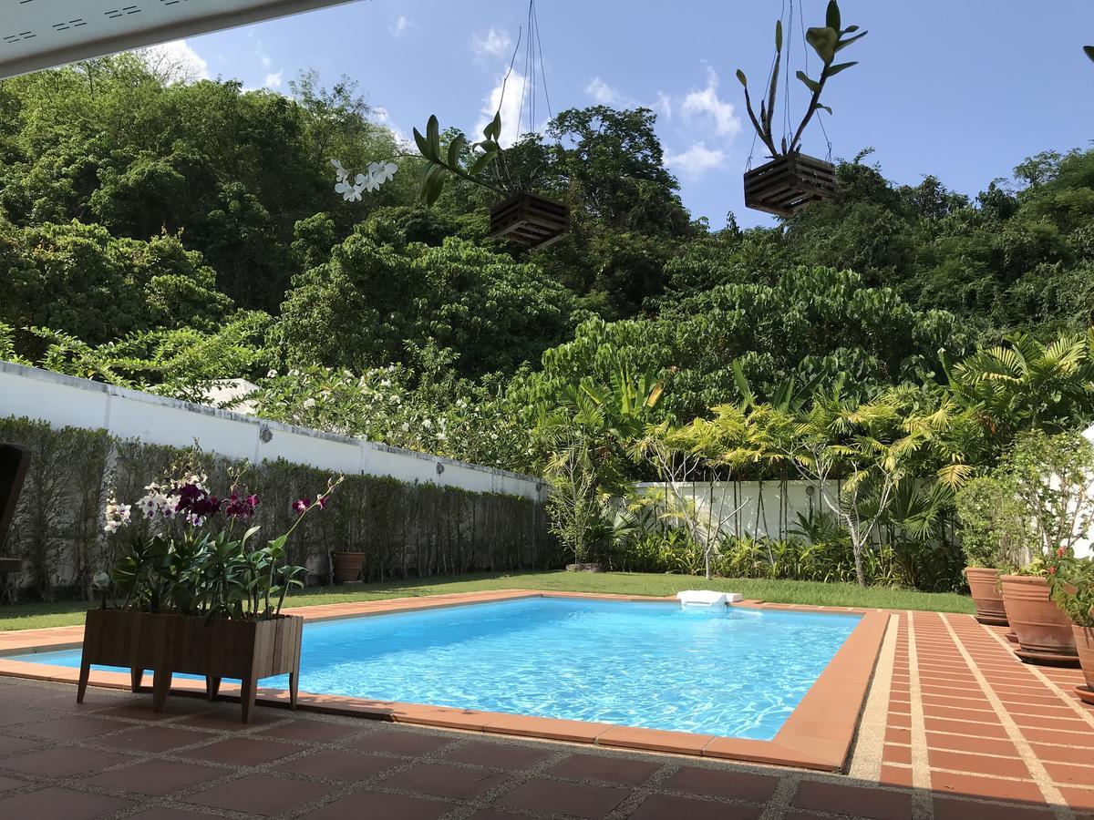 Baan Promphun Pool Villa By Bv Si Sunthon Buitenkant foto